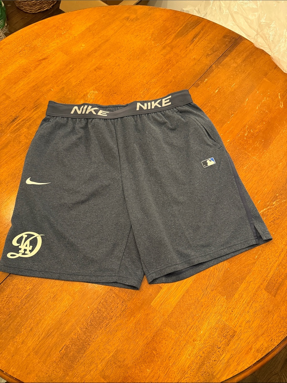 Nike Athletic Shorts LA Dodgers City Connect’s Saturday night wear xl